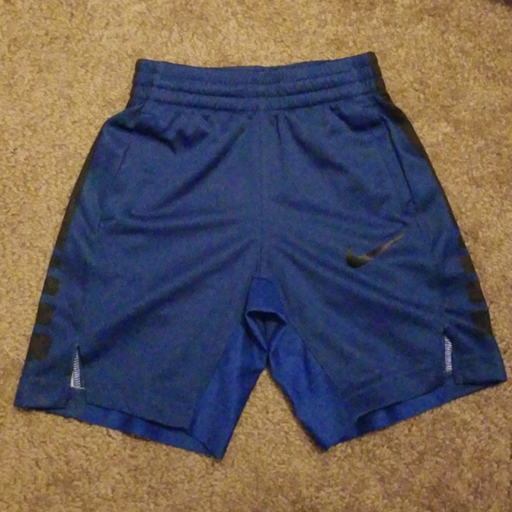 Boys nike shorts
